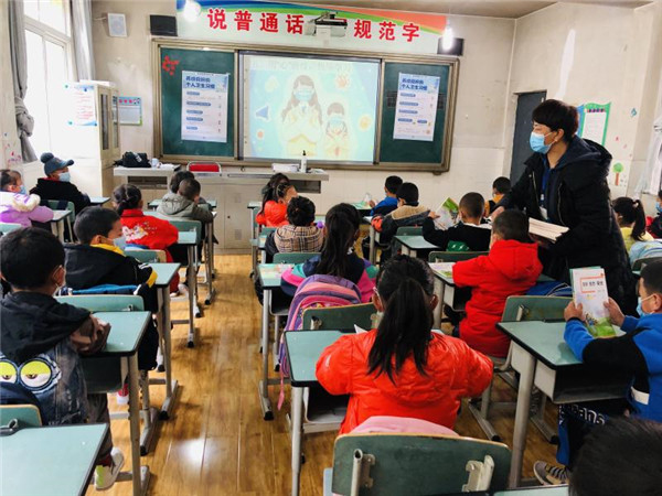 圖片默認標題_fororder_4、恢復上課的學生們-攝影-左斌