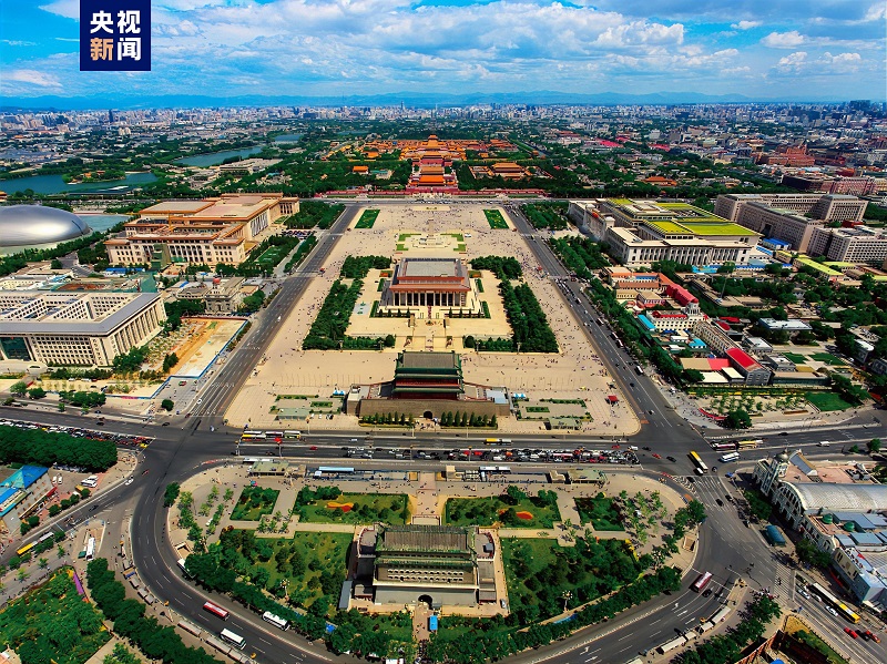 △全長7.8公里的北京中軸線上，分布有鐘鼓樓、景山、故宮等15處遺產構成要素。